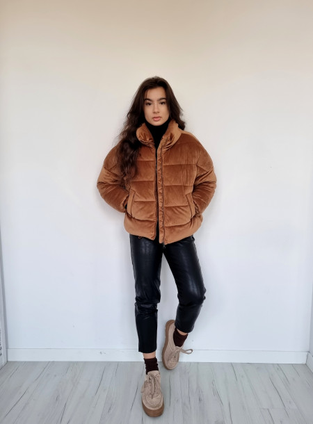 Kurtka zimowa L-913 brąz