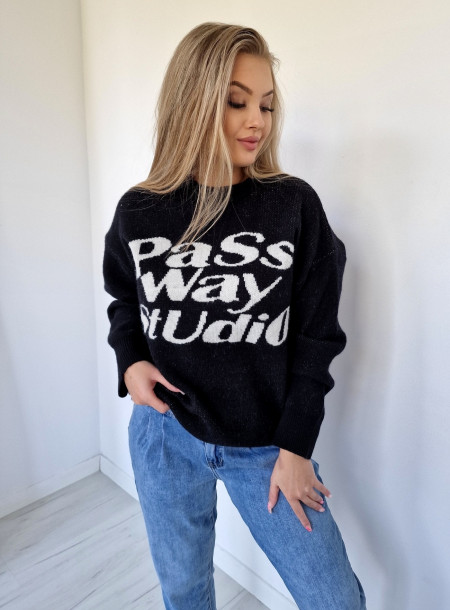 Sweter oversize P1534 czarny