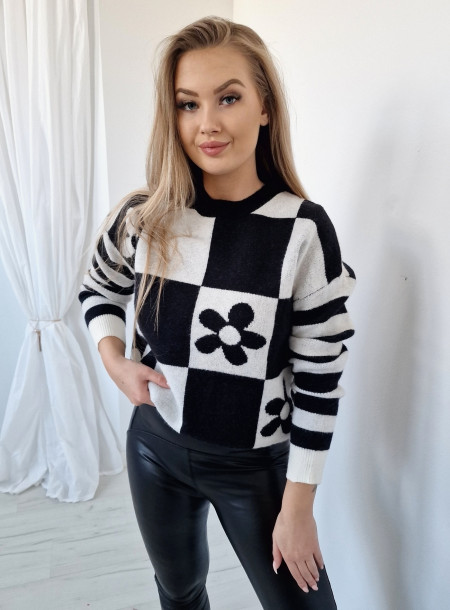 Sweter z wełną 2257