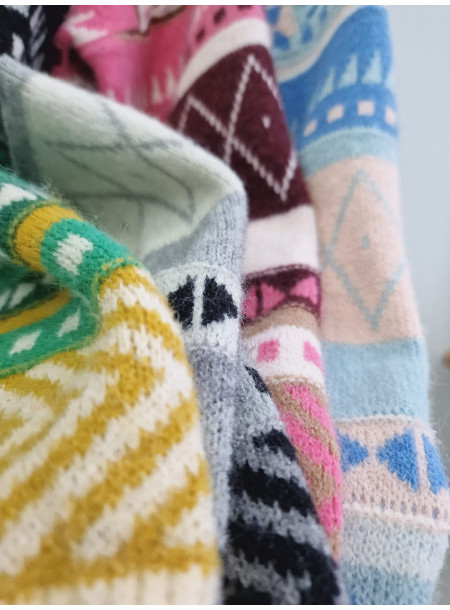 Sweter z wełną 2232 czarny 2