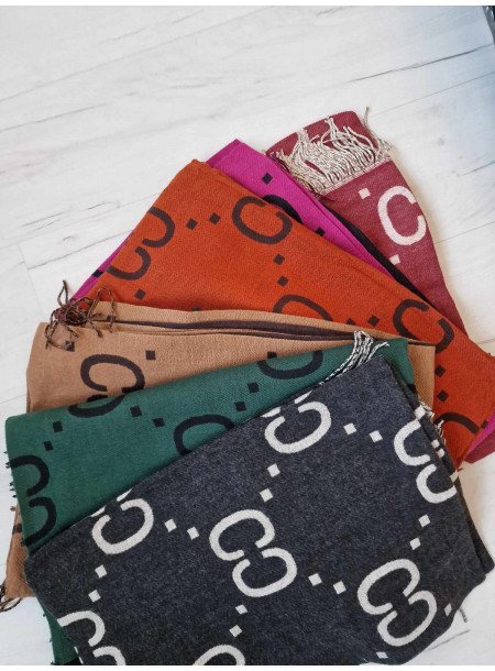 Obszerny szal C YY-73