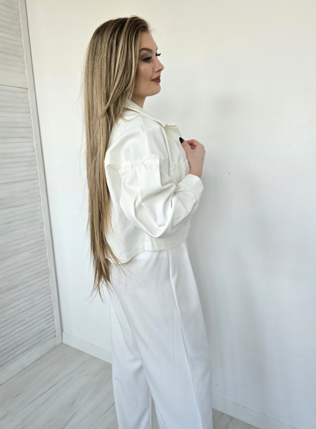 Woskowana kurtka 9587 biała