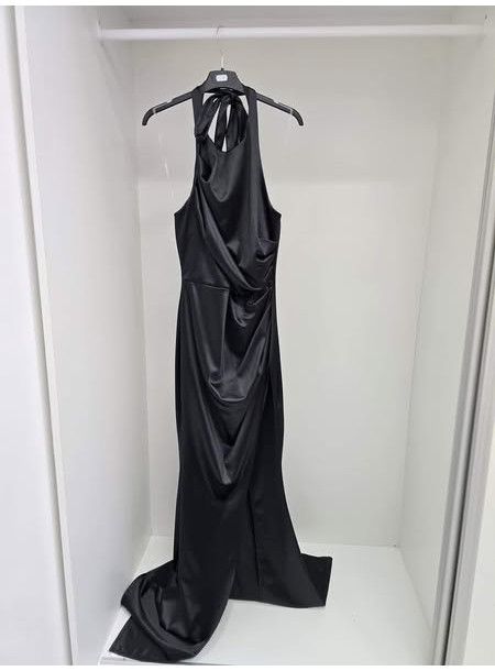 Satynowa sukienka maxi 24639 czarna