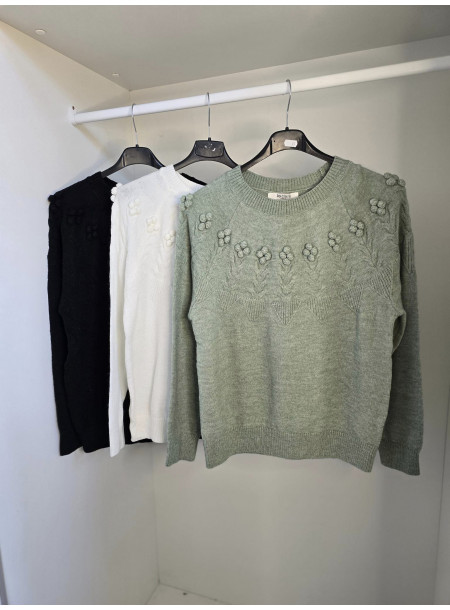 Sweter aplikacje 427 biały 2
