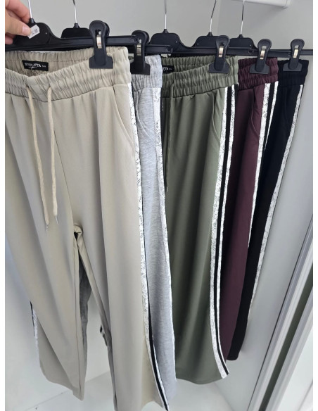 Spodnie dresowe 96063