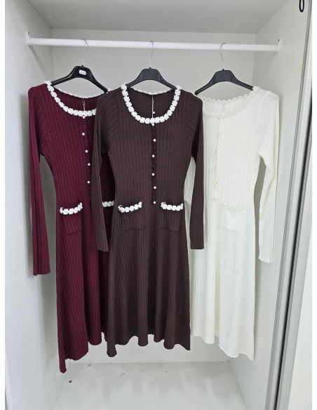 Dzianinowa sukienka midi K499