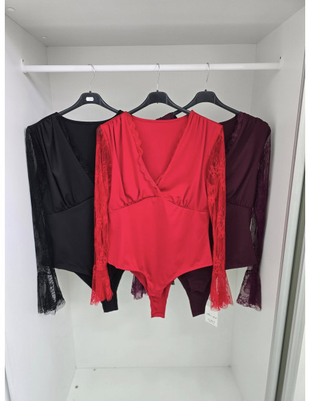 Body z koronką size plus 3303