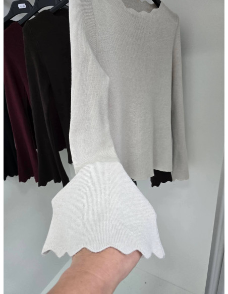 Bluzka kloszowane rękawy 3195