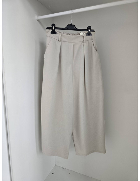 Beżowe spodnie  63129