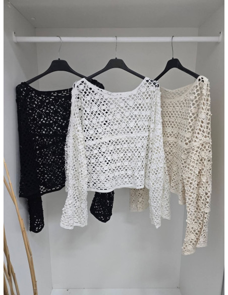 Ażurowa bluzka C105
