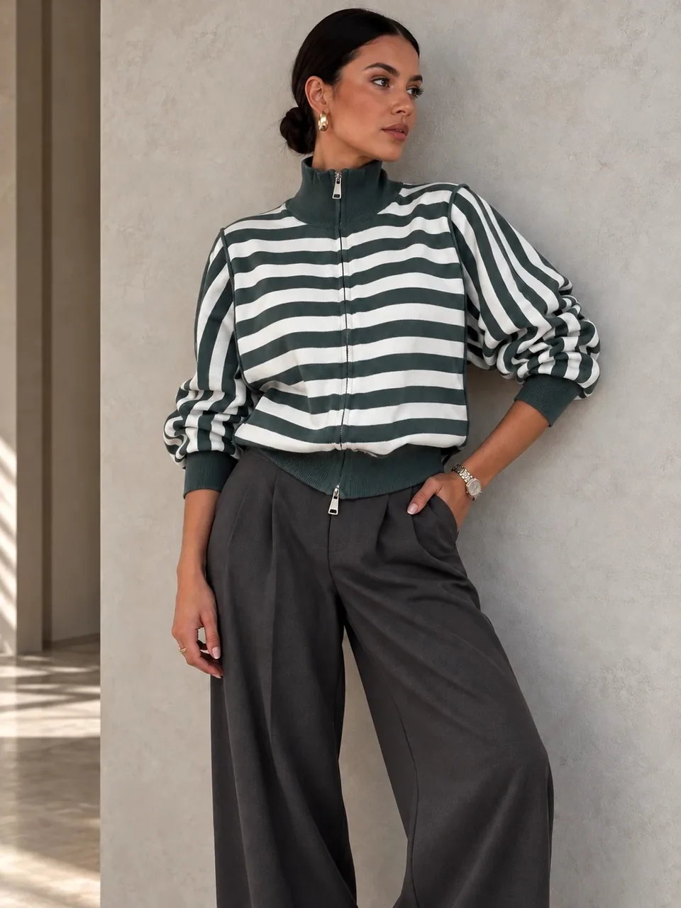 Sweter w paski 2024-30